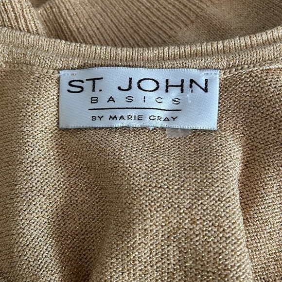 St. John gold tank top - Picture 6 of 7